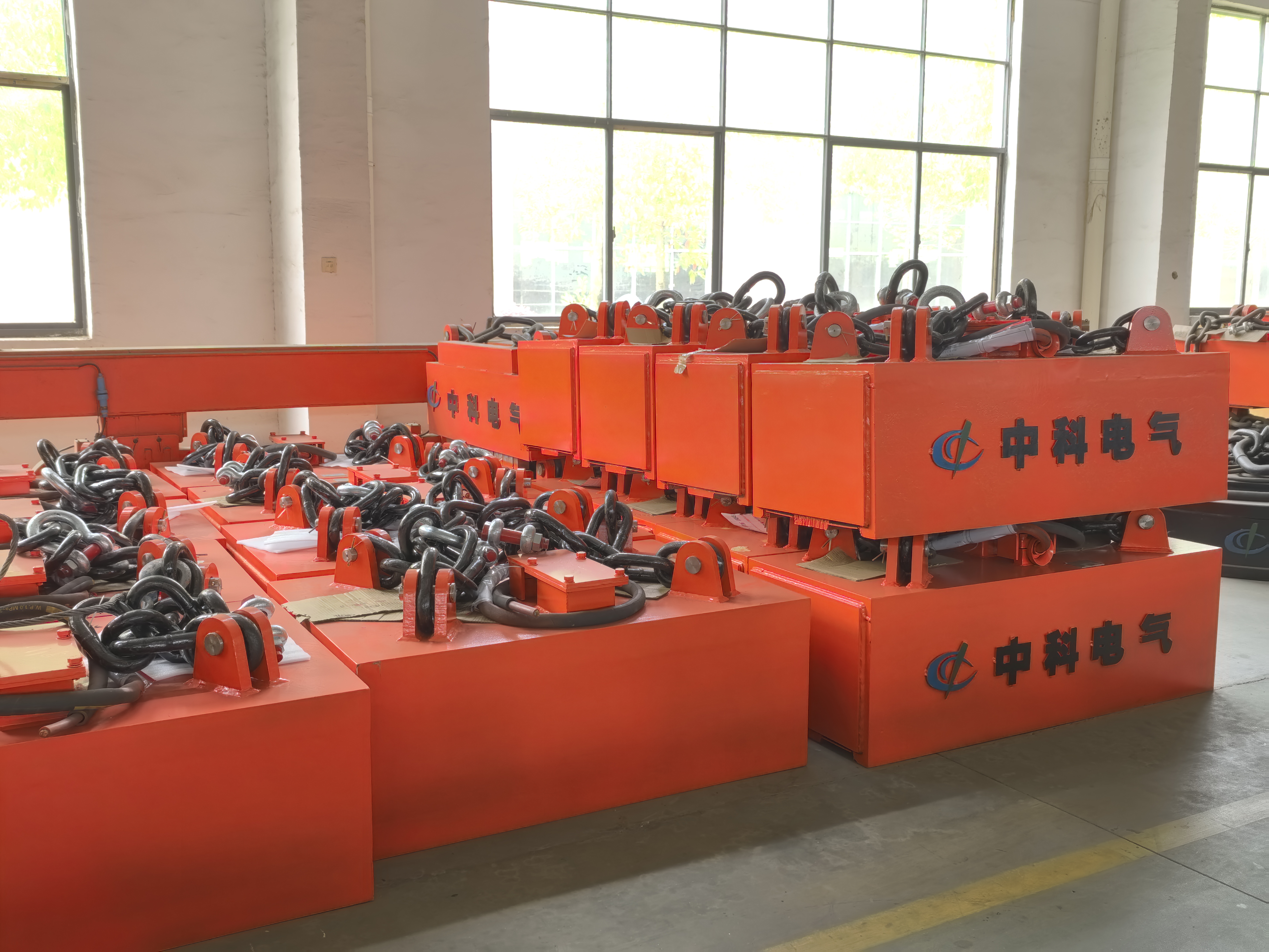 Billet Lifting Electromagnet in Operation